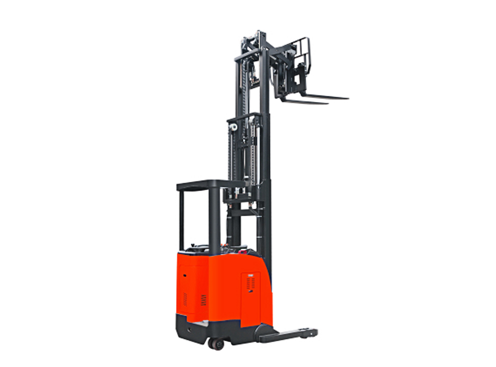 CQDH scissor reach stacker